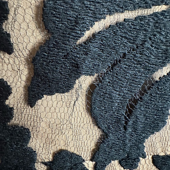 Tadashi Shoji A-line nude and black lace cocktail dress. 14 - Picture 4 of 5